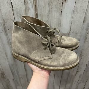 Clarks Originals Desert Chukka Women's Boots Taupe Gum Sole